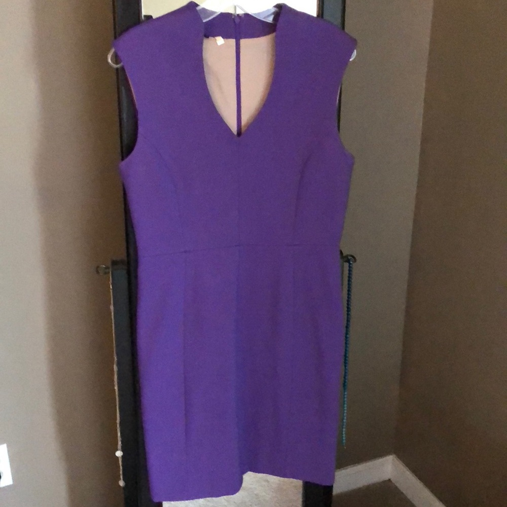 4. Collective dress